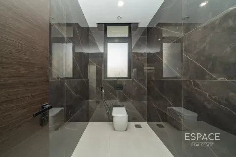 Villa te huur in Al Furjan, Dubai, VAE 5 slaapkamers, 446 vr.m., nr 738441 - foto 6