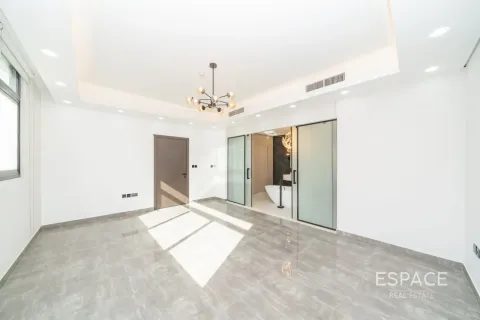 Villa te huur in Al Furjan, Dubai, VAE 5 slaapkamers, 446 vr.m., nr 738441 - foto 18