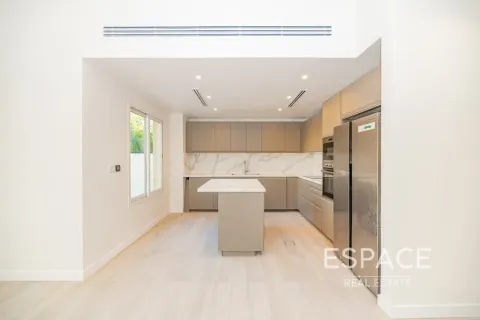 Villa The Springs, Dubaijā, AAE 3 istabas, 209 m2 Nr. 738440 - attēls 9