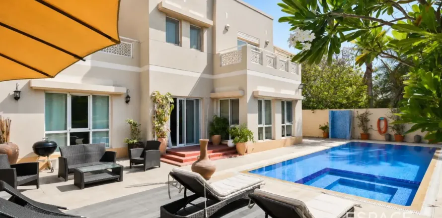 Villa in Meadows, Dubai, VAE 5 slaapkamers, 458 vr.m. nr 738436