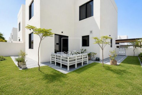 Villa on the Yas Island, Abu Dhabi, UAE 4 bedrooms, 314.94 sq.m. № 766878 - photo 3
