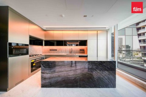 Apartament de închiriat în Business Bay, Dubai, EAU 3 dormitoare, 245.6 mp.  №736908 - poză 13