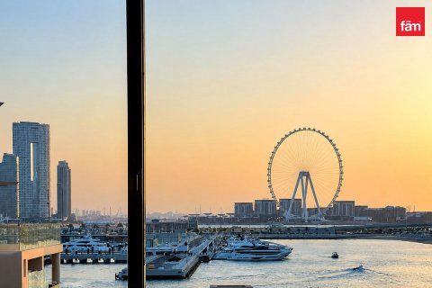 Korter asukohaga Palm Jumeirah, Dubai, AÜE: 2 magamistoaga, 152.9 m² Nr 740525