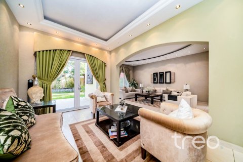 Villa i Meadows, Dubai, Emiratene 5 soverom, 540.05 kvm nr. 733450