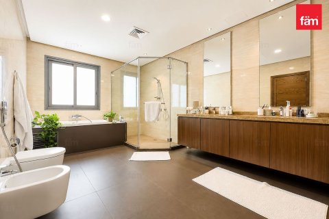 Villa sa Al Furjan, Dubai, UAE 6 silid-tulugan, 610.6 sq.m. № 758164 - larawan 16