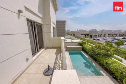 Villa sa Al Furjan, Dubai, UAE 6 silid-tulugan, 610.6 sq.m. № 758164 - larawan 22