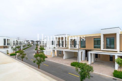 Arabian Ranches 3, Dubai, संयुक्त अरब अमीरात में टाउनहाउस, 3 बेडरूम, 144.836 वर्ग मीटर, संख्या 762877 - फ़ोटो 8