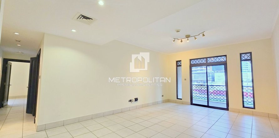 Apartmen di Old Town, Dubai, UAE 3 bilik tidur, 174 meter persegi № 664015