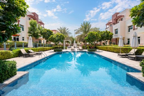 Apartament në Al Ghadeer, Abu Dhabi, Emiratet e Bashkuara Arabe 1 dhomë, 45 m2. № 731934 - Foto 2