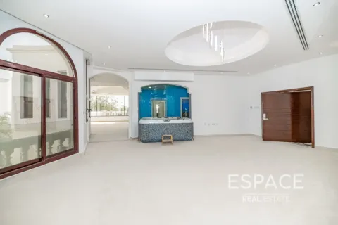 Villa en alquiler en Emirates Hills, Dubai, EAU 8 dormitorios, 1486 m2 № 650318 - foto 8