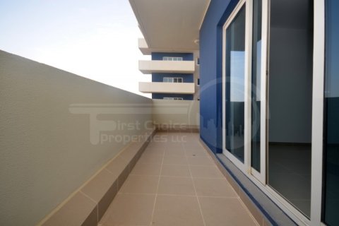 Lägenhet till försäljning i Al Reef, Abu Dhabi, UAE 3 sovrum, 144.9 kvm Nr. 731217 - fotografi 11