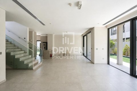 Városi lakóépület itt: Mohammed Bin Rashid City, Dubai, EAE, 4 hálószoba, 331.39 m², azonosító: 761781 - fénykép 2