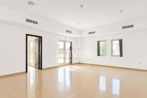 Huvila The Villa, Dubai, Arabiemiraatit 5 makuuhuonetta, 934.6 m2 № 761780 - kuva 4