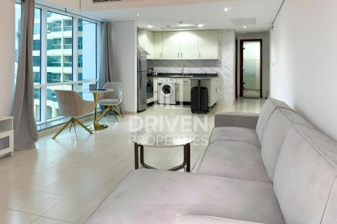 Apartment til salg i Jumeirah Lake Towers, Dubai, UAE 1 soveværelse, 69.96 kvm № 761783 - foto 3