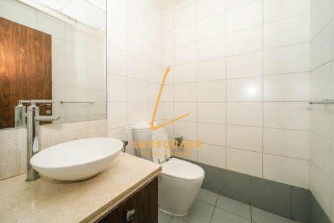 Apartament në Business Bay, Dubai, Emiratet e Bashkuara Arabe 1 dhomë gjumi, 107 m2. № 753912 - Foto 17