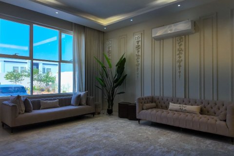 Villa sa Ras Al Khaimah, UAE 5 silid-tulugan, 929 sq.m. № 735060 - larawan 4