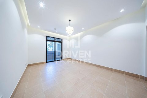 Apartment in Downtown Dubai (Downtown Burj Dubai), UAE 2 bedrooms, 124.03 sq.m. № 762448 - photo 8