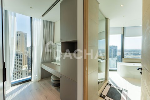 Apartmen di Jumeirah Beach Residence, Dubai, UAE 3 bilik tidur, 173 meter persegi № 717713 - foto 11
