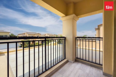 וילה להשכרה ב Dubai, איחוד האמירויות  3 חדרי שינה, 325 מ"ר, מספר 758419 - תמונה 2