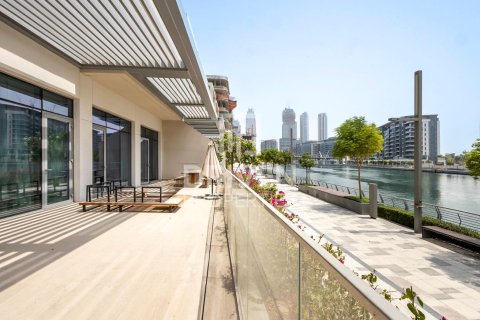 Apartmen di Al Wasl, Dubai, UAE 3 bilik tidur, 236.9 meter persegi № 767719 - foto 24