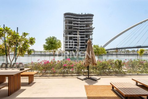 Apartmen di Al Wasl, Dubai, UAE 3 bilik tidur, 236.9 meter persegi № 767719 - foto 26