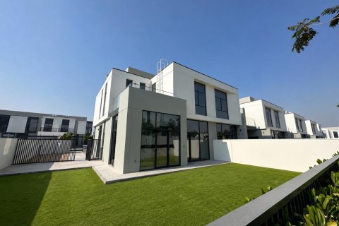 Maison de ville à Al Furjan, Dubai, EAU: 4 chambres, 279.92 m2 № 757420