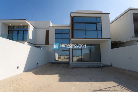 Townhouse in Abu Dhabi, UAE 3 bedrooms, 319.9 sq.m. № 690513 - photo 21