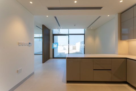 Townhouse in Abu Dhabi, UAE 3 bedrooms, 319.9 sq.m. № 690513 - photo 9