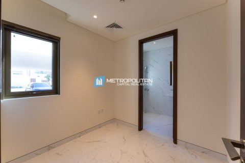 Townhouse in Abu Dhabi, UAE 3 bedrooms, 319.9 sq.m. № 690513 - photo 5