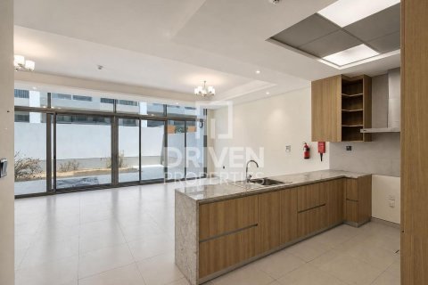 Üürile anda villa asukohaga Dubai Land, Dubai, AÜE: 5 magamistoaga, 301.47 m² Nr 765655 - pilt 3