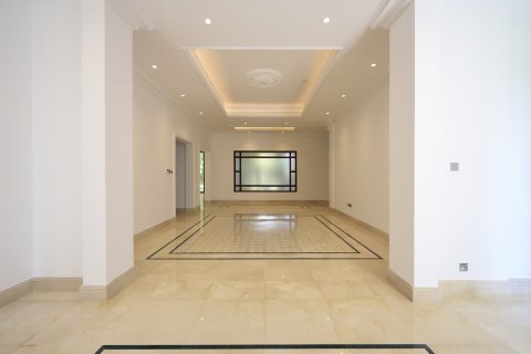 Villa sa Emirates Hills, Dubai, UAE 6 silid-tulugan, 2123.86 sq.m. № 750993 - larawan 14