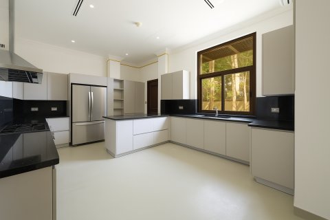 Villa sa Emirates Hills, Dubai, UAE 6 silid-tulugan, 2123.86 sq.m. № 750993 - larawan 11