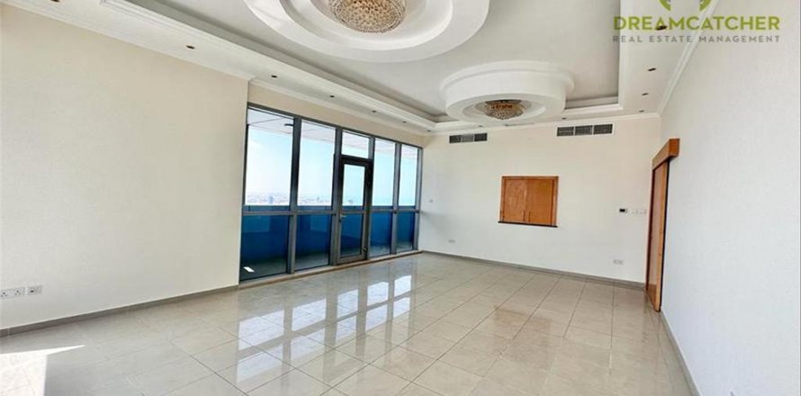Korter asukohaga Al Nakheel, Ras Al Khaimah, AÜE: 2 magamistoaga, 148.6 m² Nr 512455