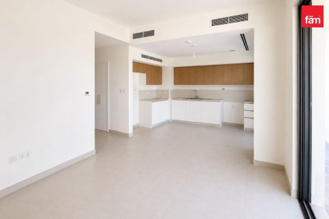 Shtëpi në qytet në Dubai, Emiratet e Bashkuara Arabe 3 dhoma gjumi, 140.2 m2. № 739531 - Foto 2
