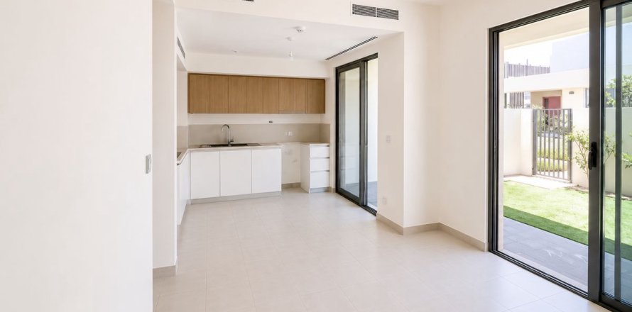 Shtëpi në qytet në Dubai, Emiratet e Bashkuara Arabe 3 dhoma gjumi, 140.2 m2. № 739531