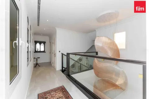 Villa à louer à Dubai, EAU 5 chambres, 1112.3 m2 № 659259 - photo 9