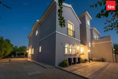 Villa à louer à Dubai, EAU 5 chambres, 1112.3 m2 № 659259 - photo 25