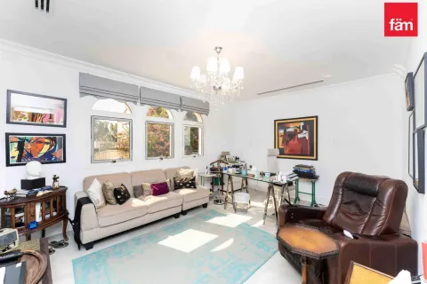 Villa à louer à Dubai, EAU 5 chambres, 1112.3 m2 № 659259 - photo 4