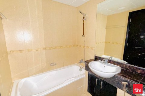 Apartment in Dubai, UAE 2 bedrooms, 101 sq.m. № 700090 - photo 14