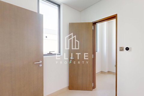 Vila v Tilal Al Ghaf, Dubai, SAE 4 spálne, 373 m2 č. 736564 - Fotografia 8
