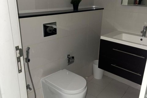 Huoneisto Business Bay, Dubai, Arabiemiraatit 2 makuuhuonetta, 125.6 m2 № 638219 - kuva 18