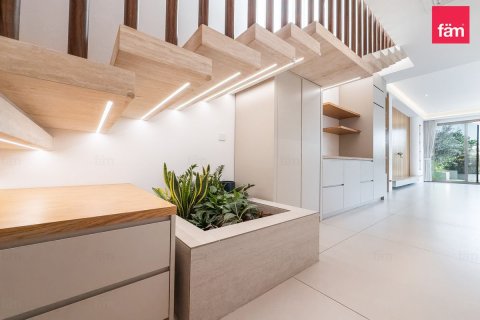 Вилла Al Furjan, Дубай, БАӘ-да 4 жатын бөлмелер, 239.5 м² № 633739 - фото 7