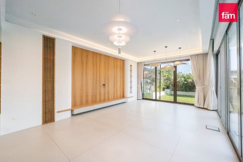 Вилла Al Furjan, Дубай, БАӘ-да 4 жатын бөлмелер, 239.5 м² № 633739 - фото 2