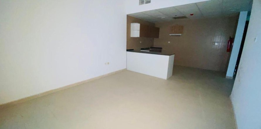 Apartament në Al Naemiyah, Ajman, Emiratet e Bashkuara Arabe 1 dhomë gjumi, 80 m2. № 730028