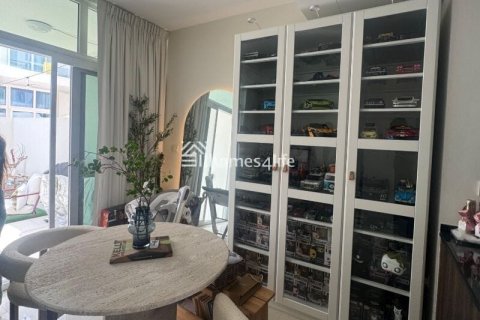 DAMAC Hills (Akoya by DAMAC), Dubai, संयुक्त अरब अमीरात में टाउनहाउस, 3 बेडरूम, 112 वर्ग मीटर, संख्या 722165 - फ़ोटो 24