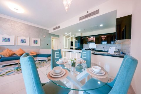 Apartment in Dubai, UAE 2 bedrooms, 127 sq.m. № 736581