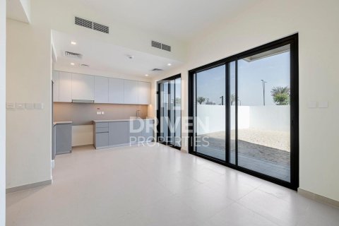 Üürile anda villa asukohaga Dubai South (Dubai World Central), Dubai, AÜE: 3 magamistoaga, 156.73 m² Nr 745741 - pilt 2