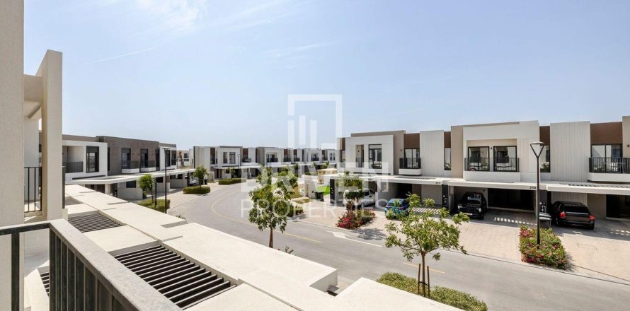 Villa asukohaga Dubai South (Dubai World Central), Dubai, AÜE: 3 magamistoaga, 156.73 m² Nr 745741