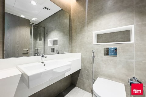 Appartement te huur in Dubai, VAE 3 slaapkamers, 181 vr.m., nr 735353 - foto 11