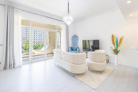 Palm Jumeirah、Dubai、UAE にあるマンション販売中 2ベッドルーム、147.36 m2、No637811 - 写真 1